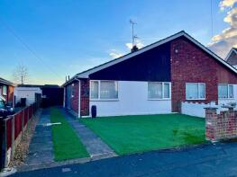 45, Oakwood Drive, Armthorpe, Doncaster DN3 3BD