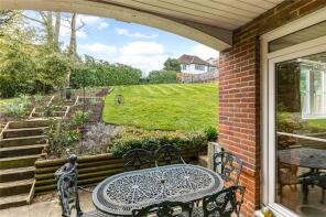 3, 96 Powell House, Wimbledon Hill Road, London SW19 7GJ