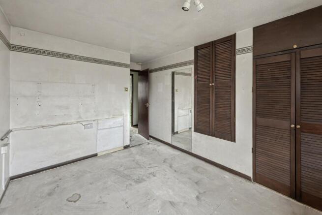 46 Pinewood Close, Borehamwood, Hertfordshire, WD6 5NW