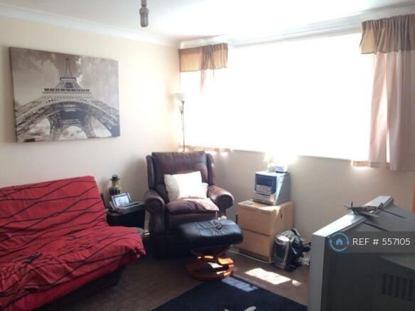 Lounge/Bedroom
