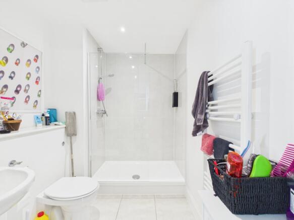 1 bed Flat to rent Image 5
