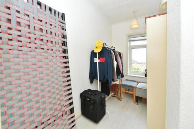 3 bed Semi-Detached for sale Image 9