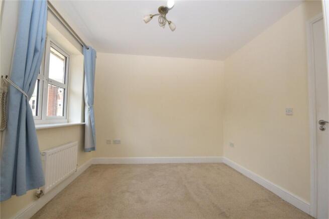 3 bed End of Terrace to rent Image 7