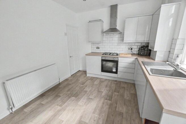 2 bed Terraced for sale Image 5