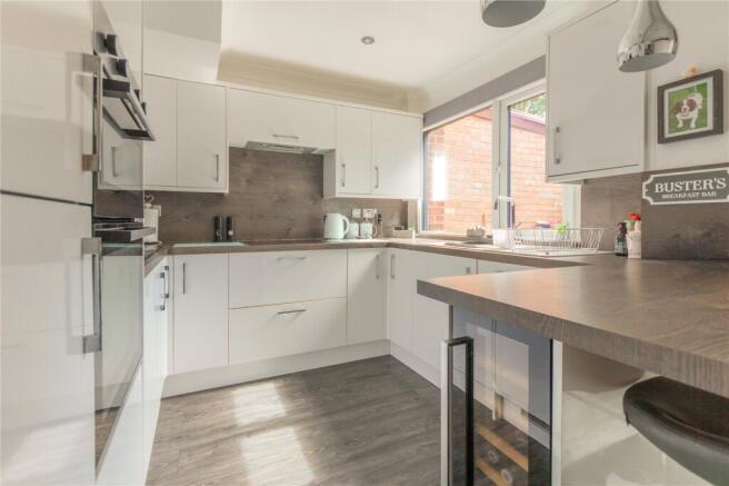3 bed Terraced for sale Image 5