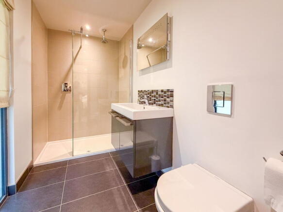 2 bed Lodge for sale Image 12