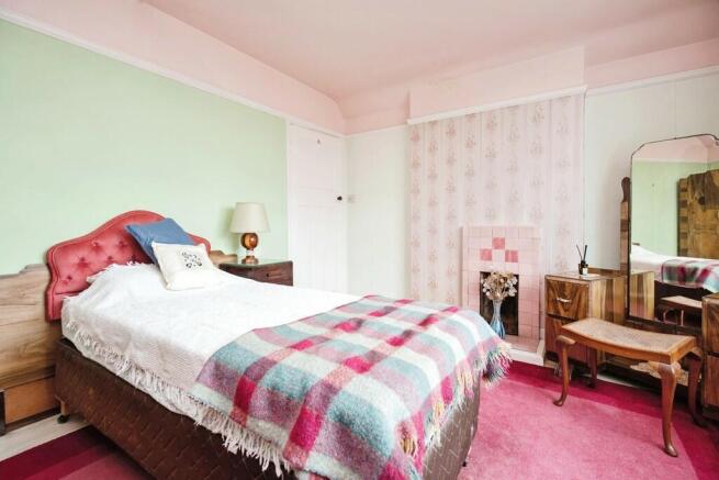 Bedroom 1 36 East...