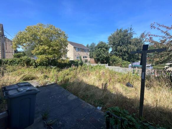 3 bed Semi-Detached for sale Image 10