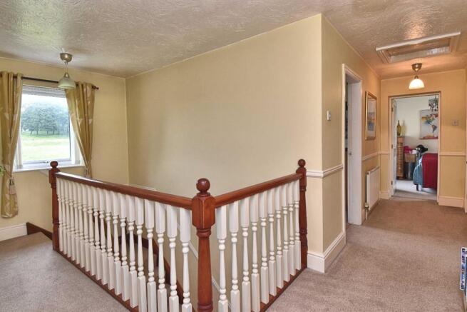 FIRST FLOOR LANDING