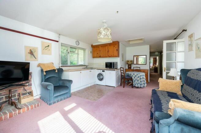 Annexe - Kitchen/dining room