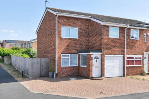 Pettis Road, St. Ives, PE27 6SR