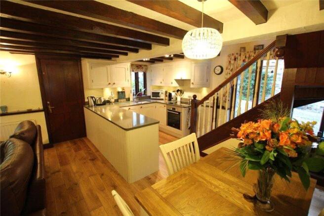 Lounge/Kitchen