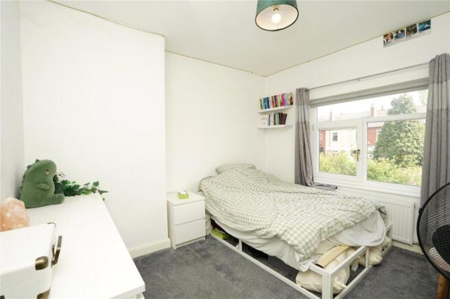 4 bed Semi-Detached for sale Image 6