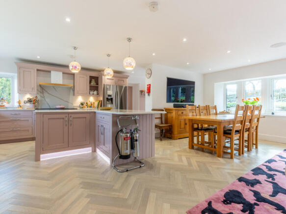 4 bed Character Property for sale Image 5