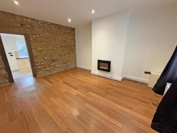 Living room a1.jpg
