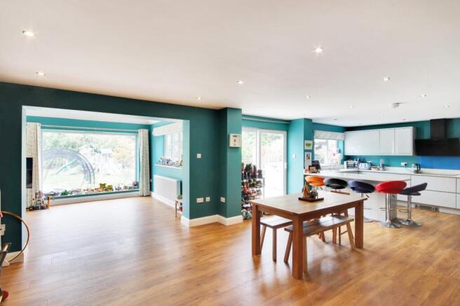 Kitchen/Dining Room