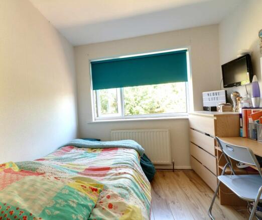 Bedroom 2 (Double)