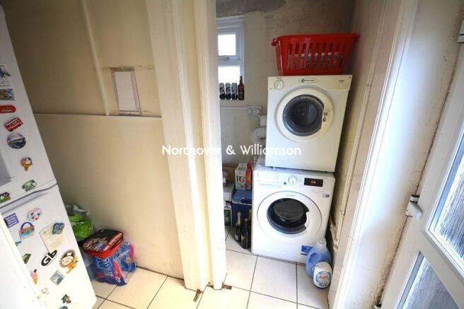 Utility Room & WC
