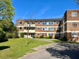 Flat 6, 15 Warrenhyrst, Warren Road, Guildford GU1 2HD
