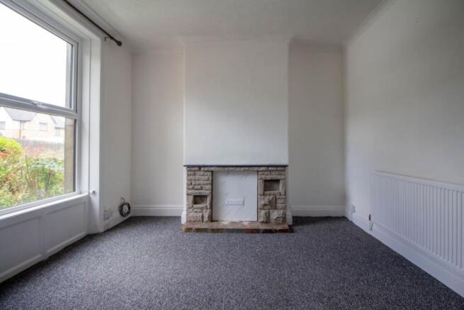 Adam Hendry EweMove Estate and Letting Agent in Hu