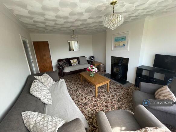 Lounge 1