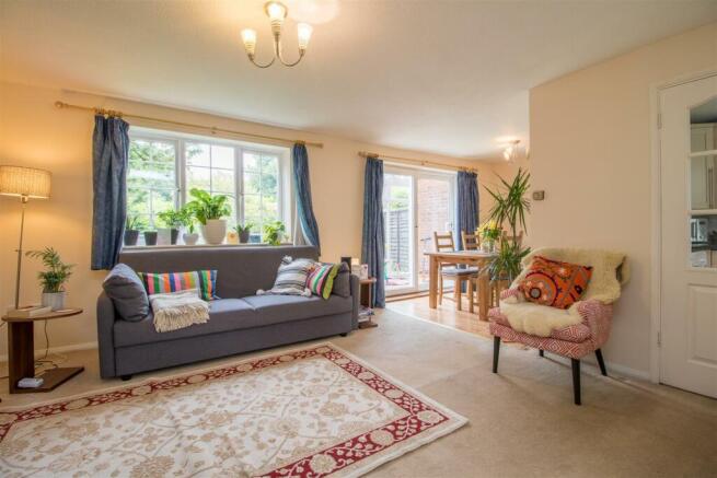 22 Haysman Close-2.jpg