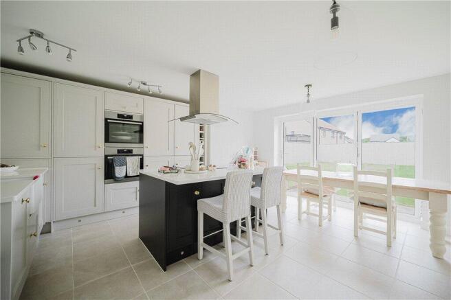 Dining/Kitchen
