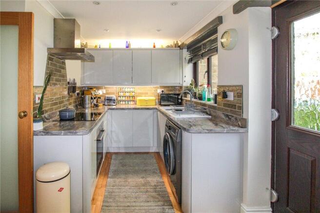 2 bed Terraced for sale Image 7
