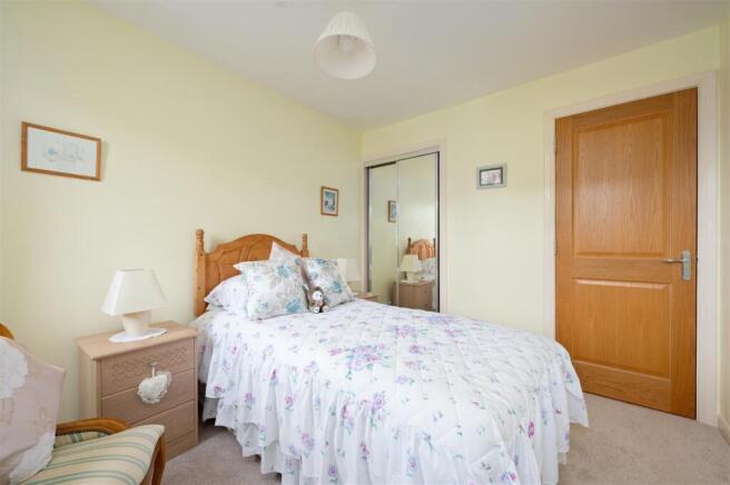 10McGregorCourt020.JPG
