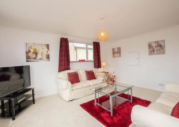Sitting/dining room