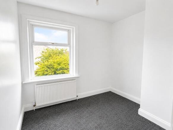 2 bed Terraced for sale Image 6
