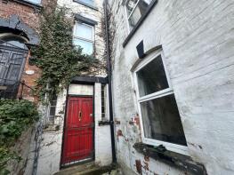 140, Hyde Park Road, Hyde Park, Leeds LS6 1AJ