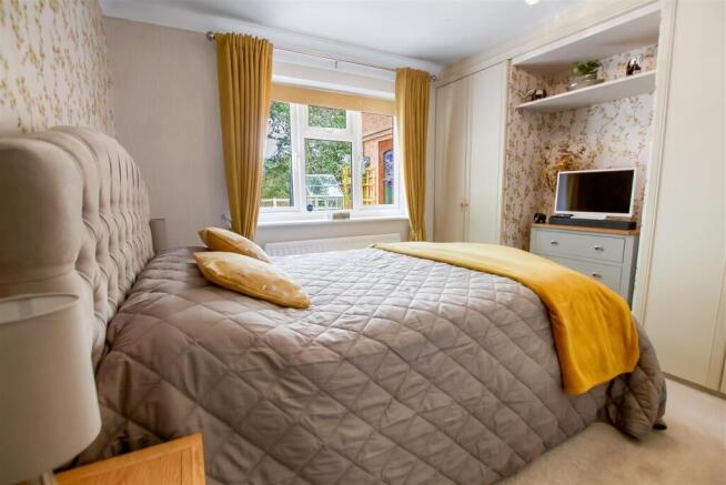 3 bed Detached Bungalow for sale Image 11