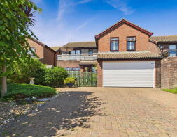 21, Cheviot Close, Salvington, Worthing BN13 2LL