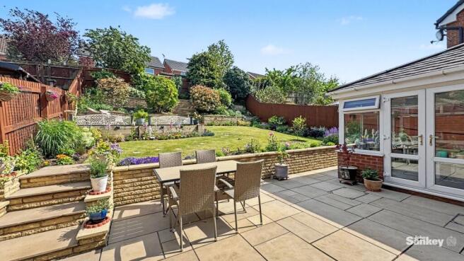 Halstead Close, Forest Town, NG19 photo 4