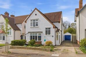 8, Stoneleigh Avenue, Coventry CV5 6BZ