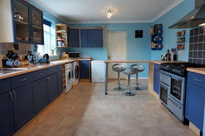 Kitchen / Breakfast