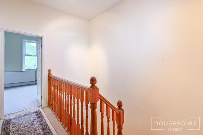 3 bed Terraced for sale Image 10