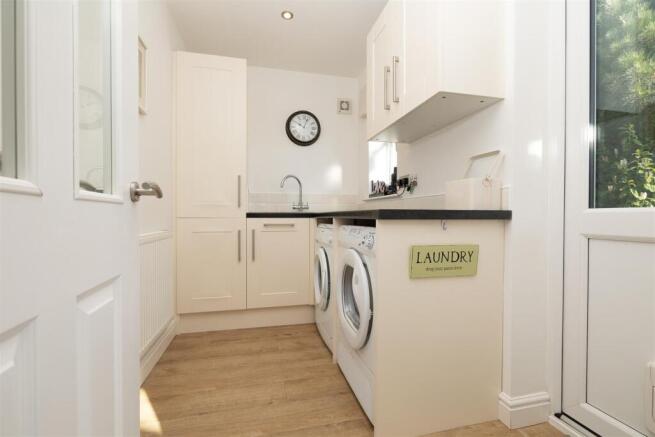 42 Highfields Close, Ashby