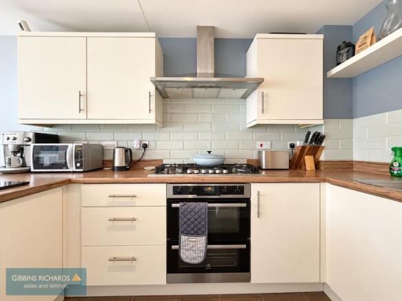 Kitchen/ Breakfast Room
