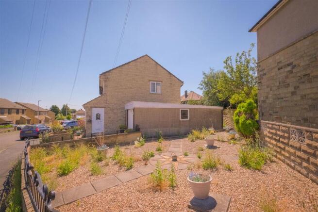 2 bed Semi-Detached for sale Image 12