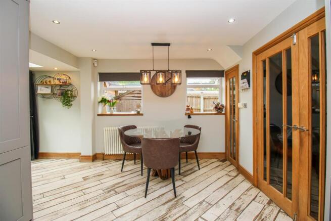 3 bed Detached for sale Image 5