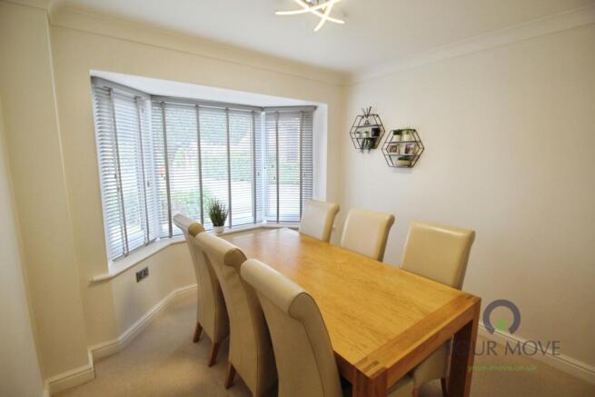 4 bed Detached for sale Image 4