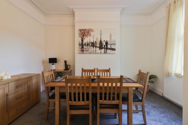 3 bed Terraced for sale Image 5