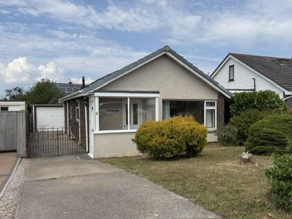 Ryeland Close, Wembury, Plymouth. Two Bedroom Detached Bungalow in Wembury with lovely enclosed garden drive and garage