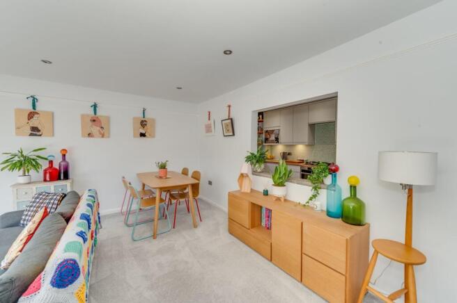 SITTING DINING ROOM AND KITCHEN