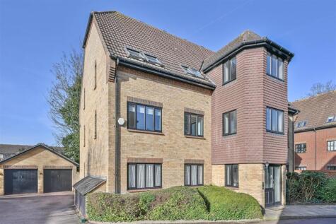 Sawyers Hall Lane, Brentwood