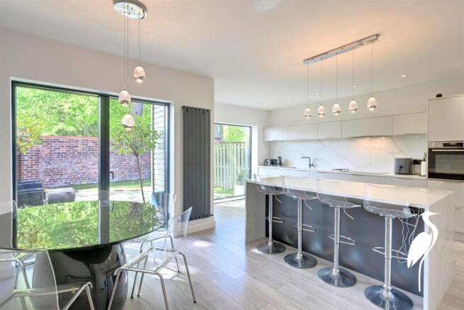 Dining Kitchen