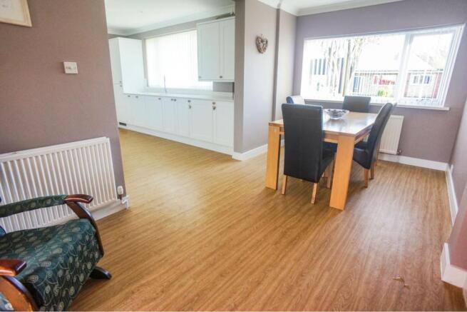 Kitchen/Dining Room