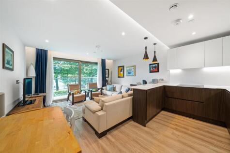 Edna Road, Raynes Park